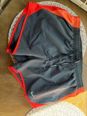 Nike Women’s Black and Orange Athletic Running Shorts, Small